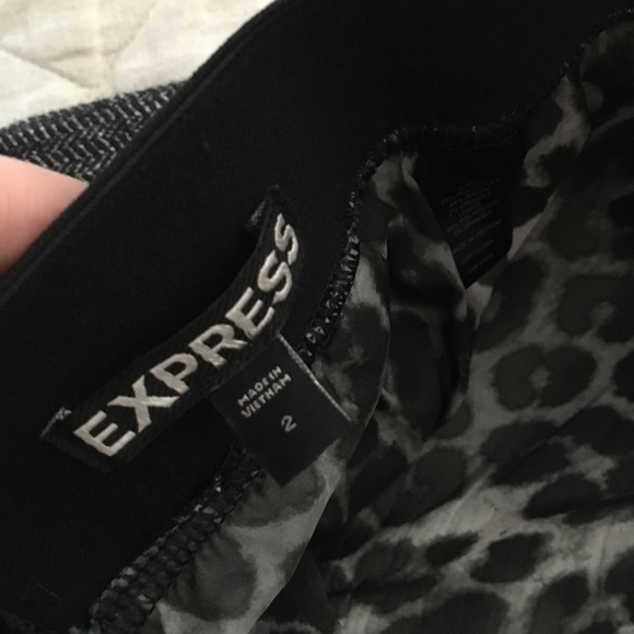 Grey & black pencil skirt - Picture 4 of 4